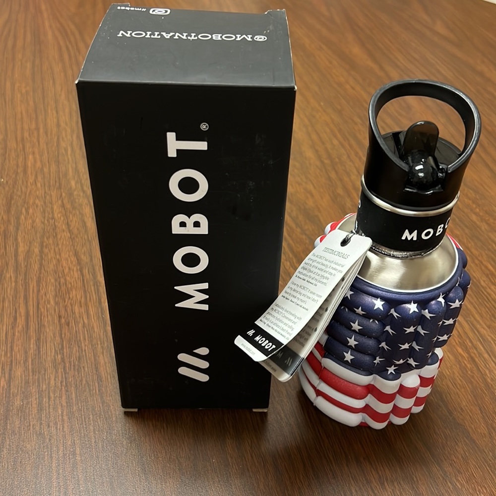 Firecracker‎ Mobot, NWOT